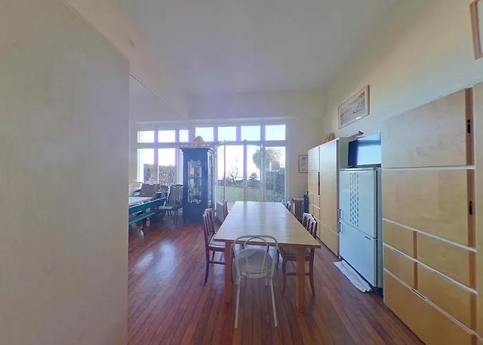 Bord De Avec Jardin Et Terrasse - - Fr-1-843-54